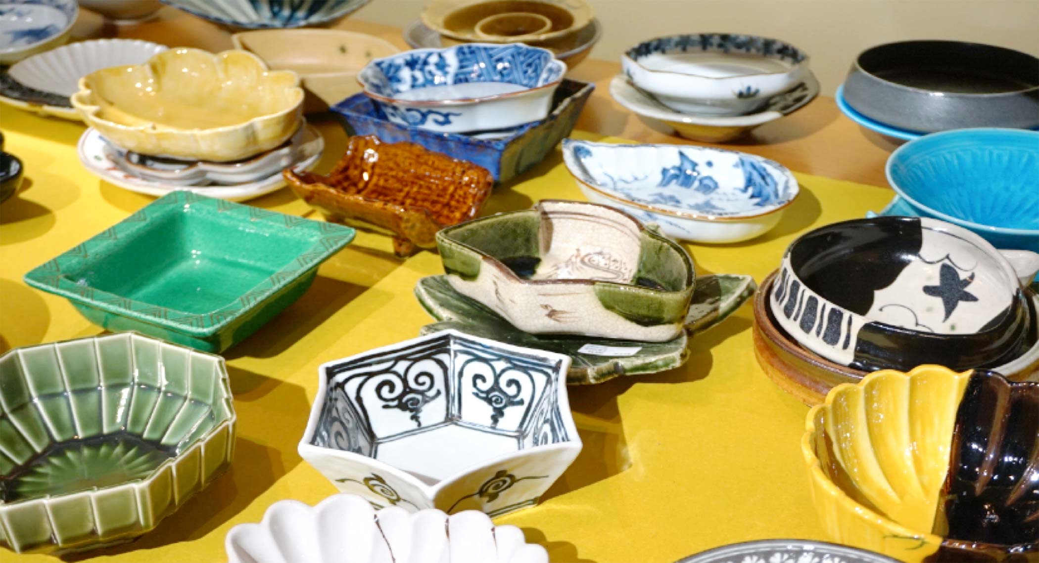 (Arita ware, Kiyomizu ware, Kutani ware, etc.)